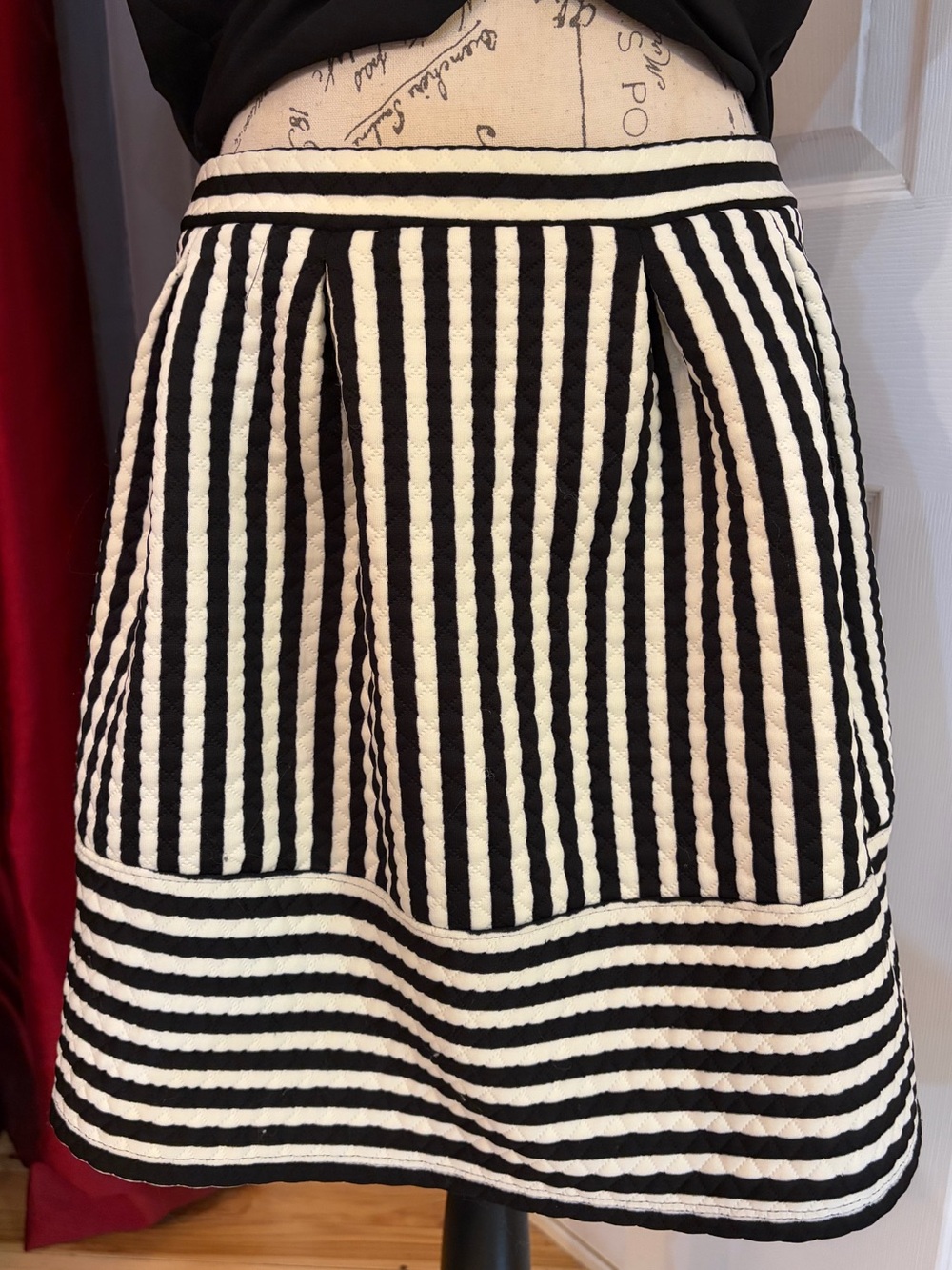 Xhilaration Black and Cream Striped A-Line Quilt Skirt